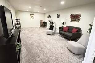 29 Loyola Ln, Pueblo, CO 81005 - Photo 15