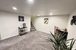 29 Loyola Ln, Pueblo, CO 81005 - Photo 7
