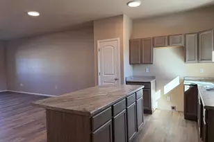 2310 Starboard Ln, Pueblo, CO 81008 - Photo 7