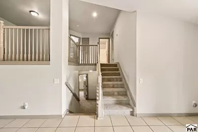 2308 Crestwood Ln, Pueblo, CO 81008 - Photo 9