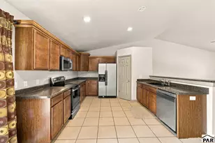 2308 Crestwood Ln, Pueblo, CO 81008 - Photo 7