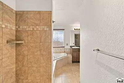 2308 Crestwood Ln, Pueblo, CO 81008 - Photo 19