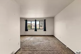 2121 Chautard Dr, Pueblo, CO 81005 - Photo 3