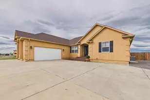 1105 S Nichols Rd, Pueblo West, CO 81007 - Photo 3