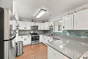 5307 Manor Ridge Dr, Pueblo, CO 81005 - Photo 5