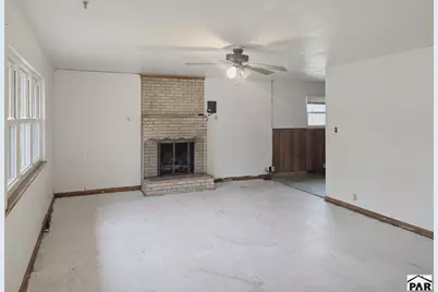 1440 Columbine Place, Las Animas, CO 81054 - Photo 3