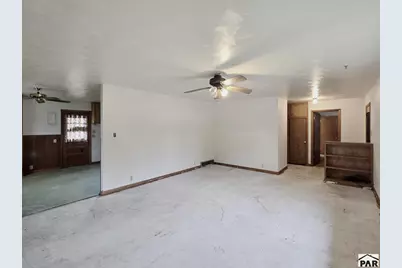 1440 Columbine Place, Las Animas, CO 81054 - Photo 7