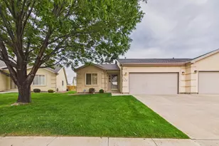 2025 Kingsroyal Blvd, Pueblo, CO 81005 - Photo 1