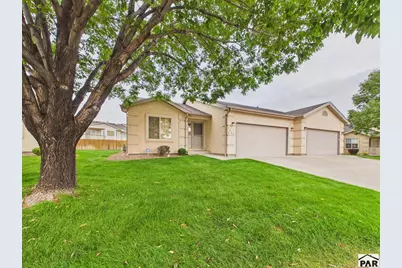 2025 Kingsroyal Blvd #F, Pueblo, CO 81005 - Photo 3