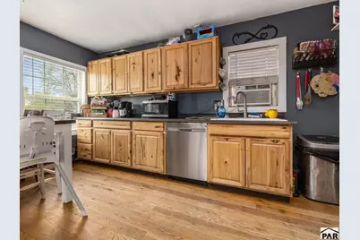 922 Jackson St, Pueblo, CO 81004 - Photo 9