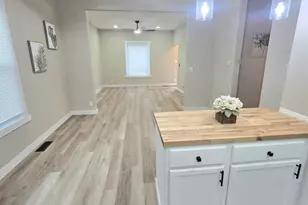 1022 Claremont Ave, Pueblo, CO 81004 - Photo 11