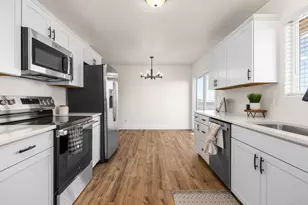 1582 N Heron Pl, Pueblo West, CO 81007 - Photo 11