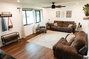 1010 36 1/2 Ln, Pueblo, CO 81006 - Photo 5