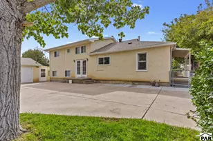 2704 E 9th St, Pueblo, CO 81001 - Photo 3