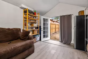 1106 E 3rd St, Pueblo, CO 81001 - Photo 29
