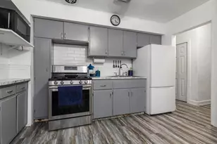 1106 E 3rd St, Pueblo, CO 81001 - Photo 11