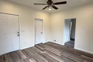 1537 Cypress St, Pueblo, CO 81004 - Photo 5