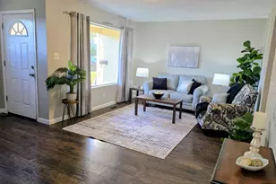 60 Loch Lomond Ln, Pueblo, CO 81001 - Photo 3