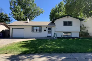 122 Deauville Ln, Pueblo, CO 81005 - Photo 1