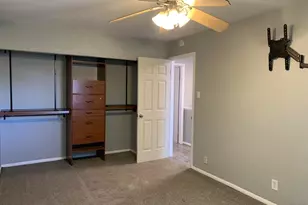 122 Deauville Ln, Pueblo, CO 81005 - Photo 5