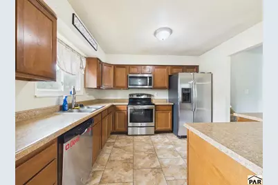 1945 Mineola St, Colorado Springs, CO 80915 - Photo 9