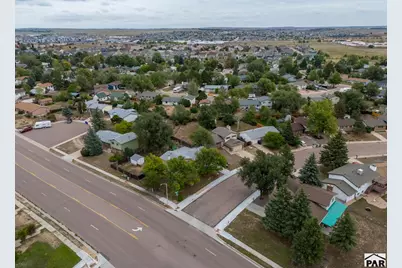 1945 Mineola St, Colorado Springs, CO 80915 - Photo 31