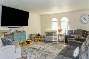 13 Remington Ct, Pueblo, CO 81008 - Photo 3