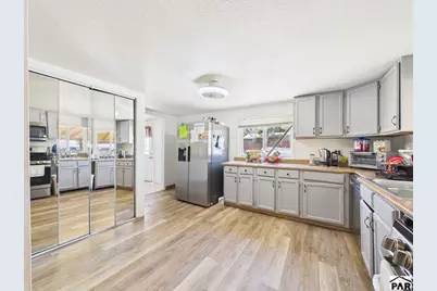 2805 E 16th St, Pueblo, CO 81001 - Photo 11