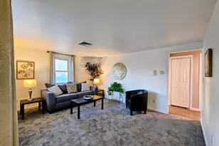 2215 W 14th St, Pueblo, CO 81003 - Photo 3
