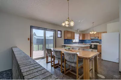 14 Crested Hill Ct., Pueblo, CO 81008 - Photo 11