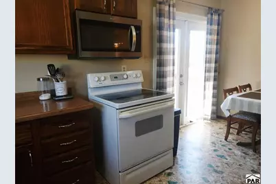 23 Wheatridge Dr, Pueblo, CO 81005 - Photo 9