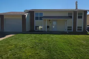 23 Wheatridge Dr, Pueblo, CO 81005 - Photo 27