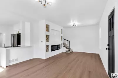 1945 Claremont Ave, Pueblo, CO 81004 - Photo 9