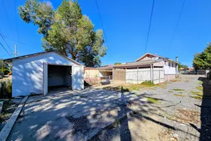 1810 E 10th St, Pueblo, CO 81001 - Photo 27