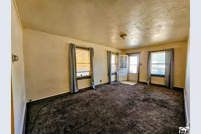 1810 E 10th St, Pueblo, CO 81001 - Photo 3