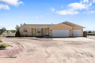 1180 S Alta Hacienda Dr, Pueblo West, CO 81007 - Photo 1