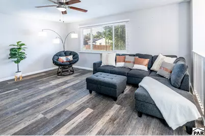 2262 Pear St, Canon City, CO 81212 - Photo 5