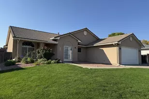 196 Bridle Trail, Pueblo, CO 81005 - Photo 1