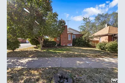 2037 Cedar St, Pueblo, CO 81004 - Photo 5