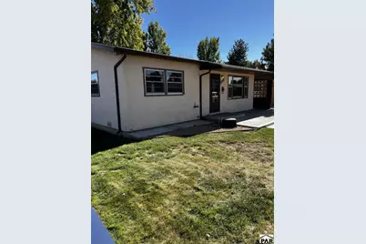 1702 Englewood Dr, Pueblo, CO 81005 - Photo 9