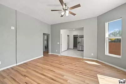 1044 Berkley Ave, Pueblo, CO 81004 - Photo 9