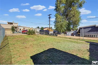609 E 3rd St, Pueblo, CO 81001 - Photo 33