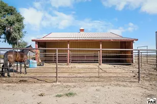 39513 Olson Rd, Avondale, CO 81022 - Photo 5