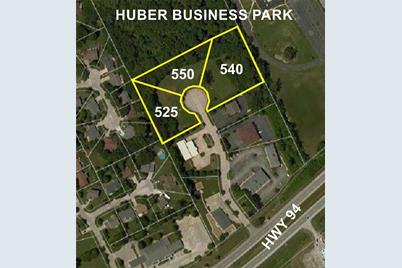 550 Huber Park - Photo 1