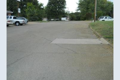 607 Rose Lane - Photo 1