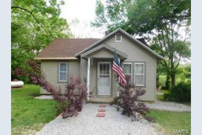 409 W 2nd St Mountain View Mo 65548 Mls 19039632 Coldwell Banker