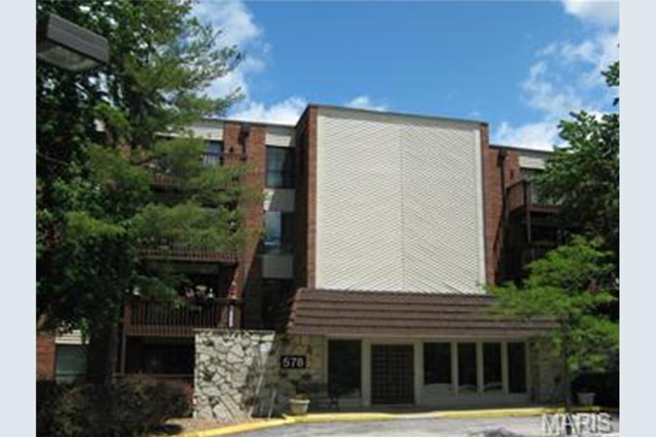 578 Sarah Ln 408, Creve Coeur, MO 63141 MLS 15029199 Coldwell Banker