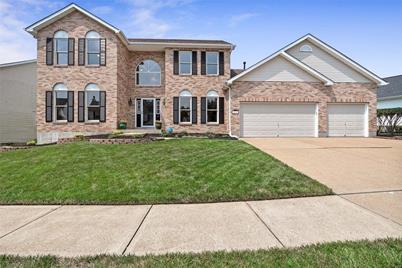 237 Harbour Pointe, Wildwood, MO 63040 - Photo 1