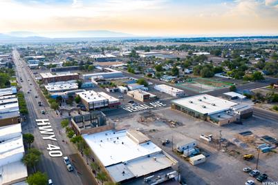 109 S Vernal Ave Ave - Photo 1