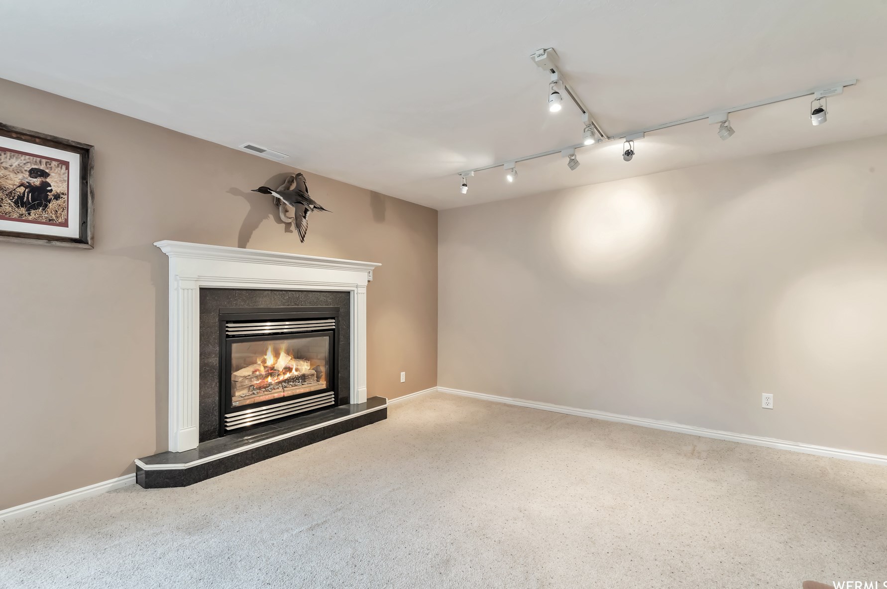 1214 Jordan Riv Dr, Riverton UT 84095-8250 exterior